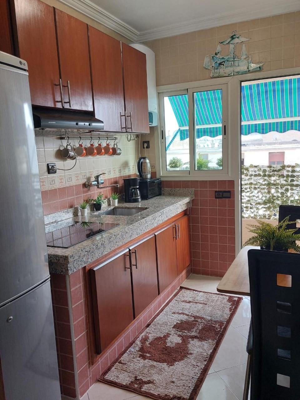 Appartement Au Coeur Du Centre Ville De Rabat Bagian luar foto
